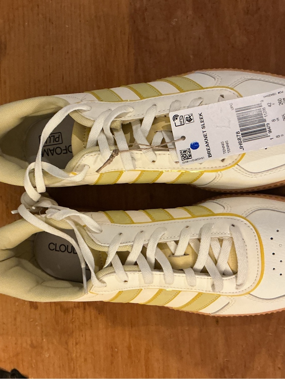 adidas women’s 9.5 Breaknet Sleek Sneakers - White & Yellow JH6878. New,no box